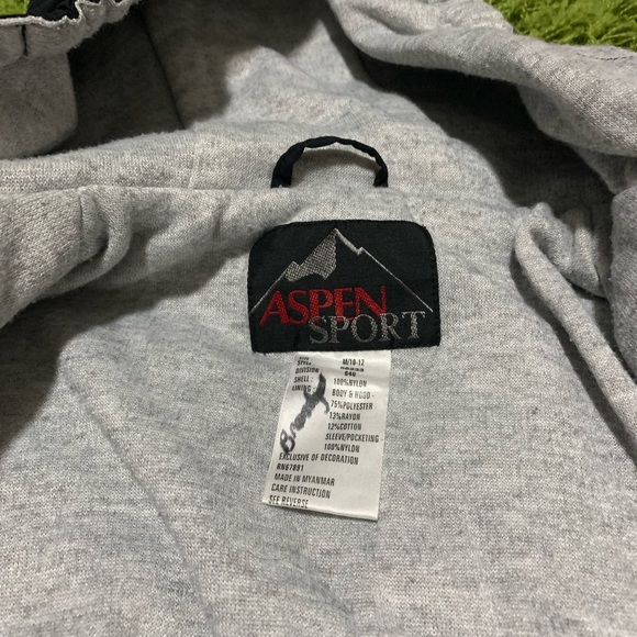 Kids Vintage 10/12 Aspen Sport ski jacket - Picture 6 of 7